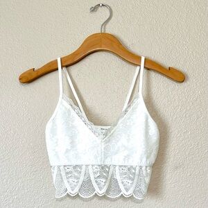 Bear Dance Floral Lace Bralette - Size Medium, White - Like New